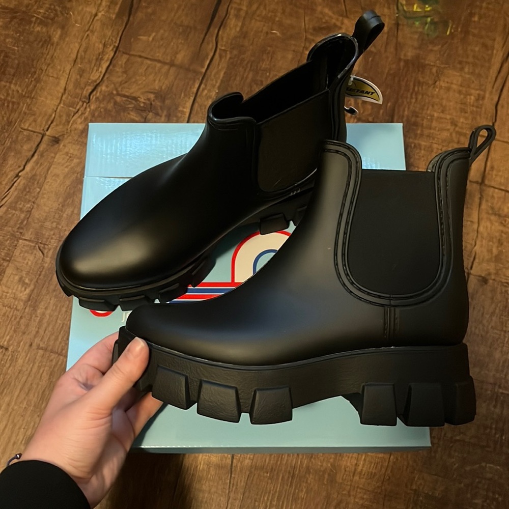 Jeffrey Campbell Chelsea Rain Boots
